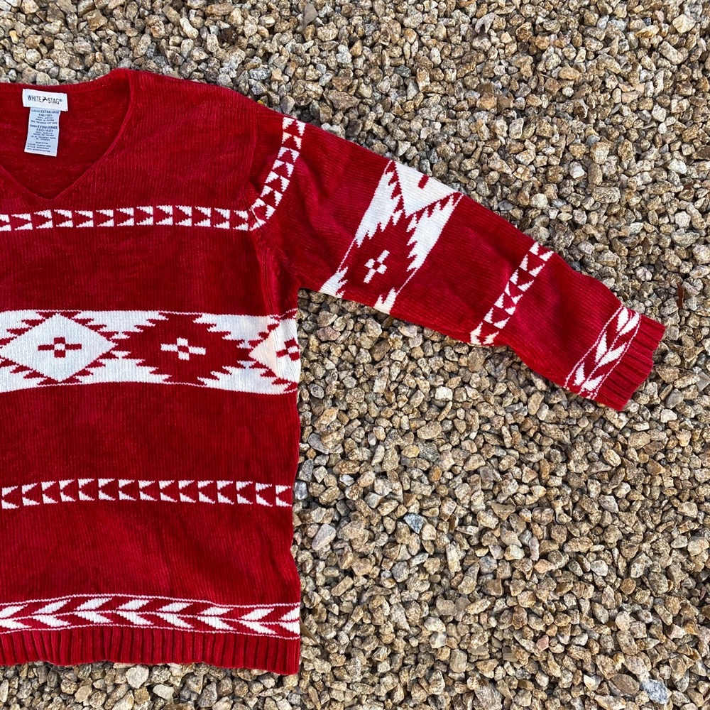Woman’s south western sweater - Picture 2 of 5